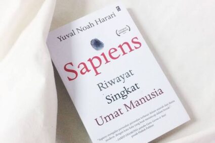 Ringkasan Buku “Sapiens” Karya Yuval Noah Harari